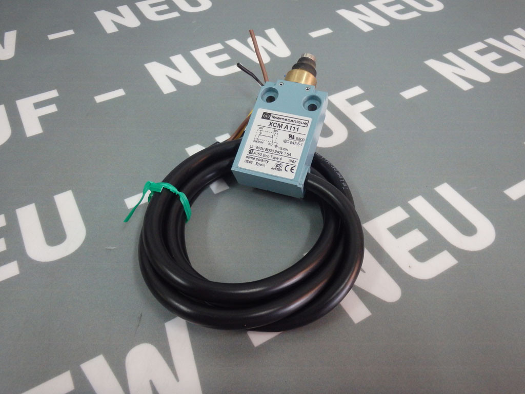 TÉLÉMÉCANIQUE  XCM-A111