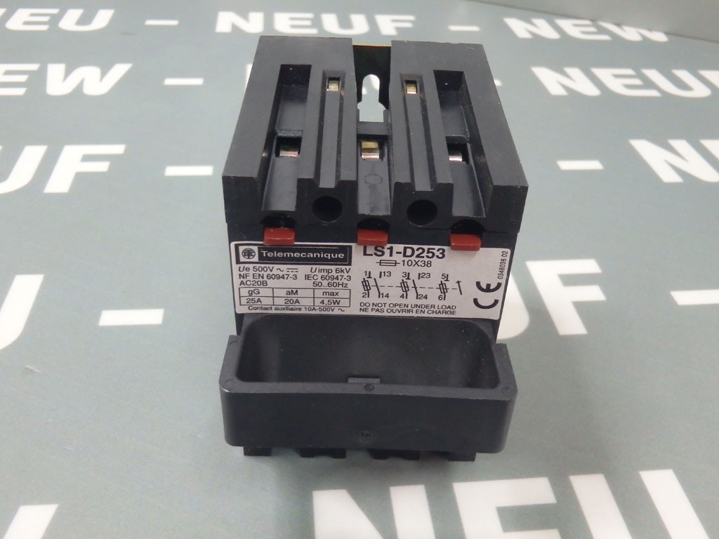 TÉLÉMÉCANIQUE  LS1D253