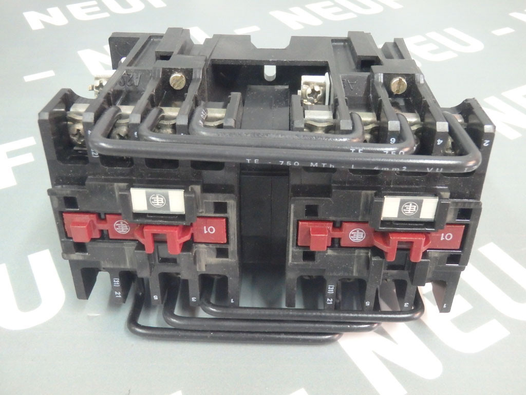 TÉLÉMÉCANIQUE  LC2D259F