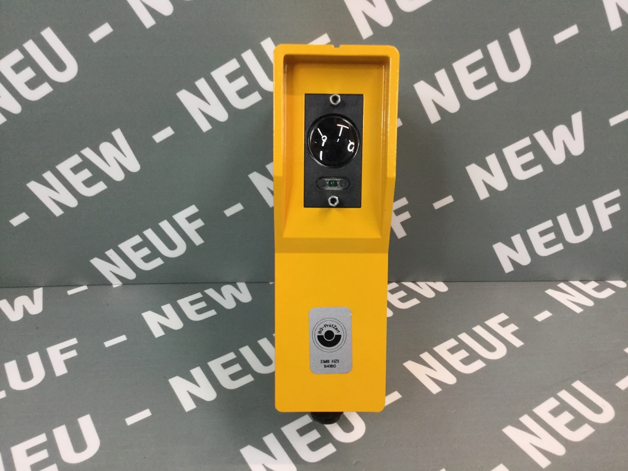 LEUZE ELECTRONIC SLS89/7SE.3-230V