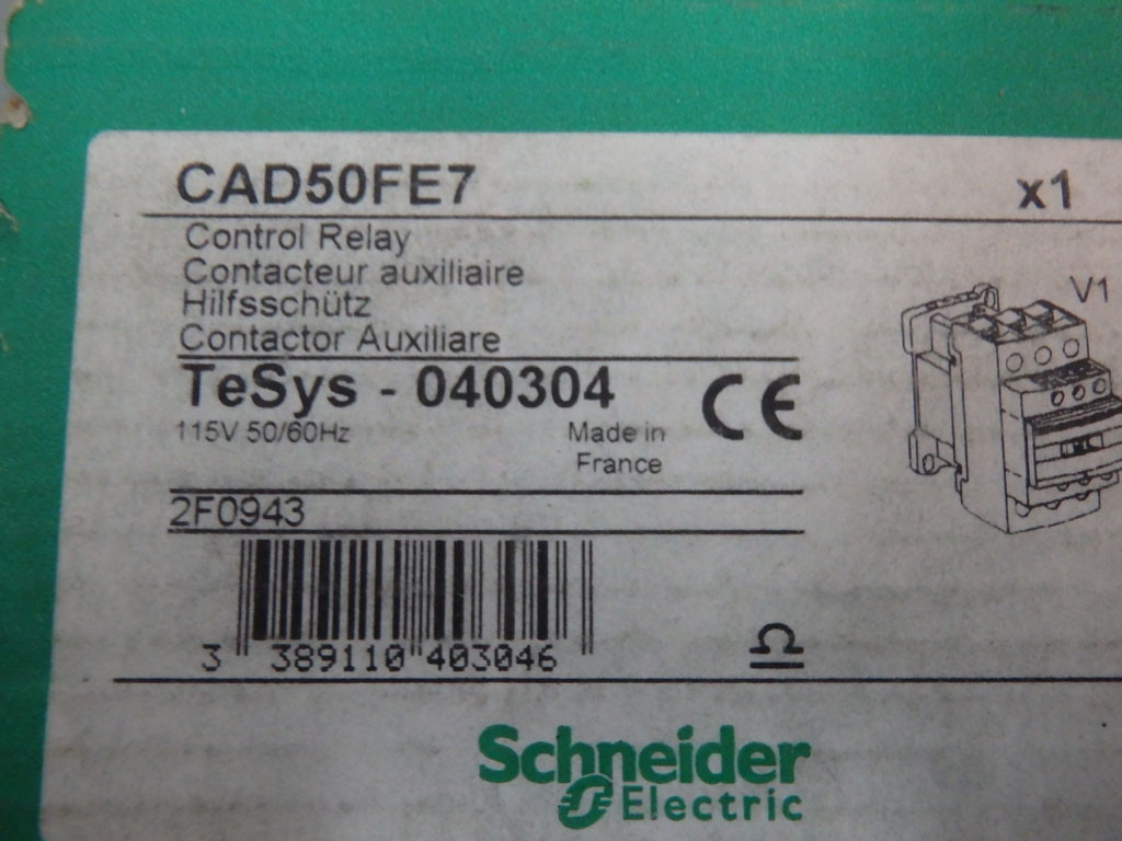 SCHNEIDER  CAD50FE7