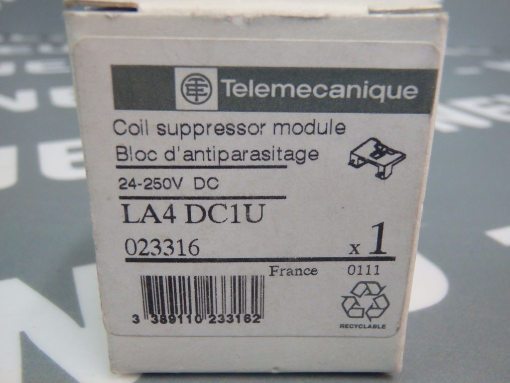 TÉLÉMÉCANIQUE  LA4DC1U