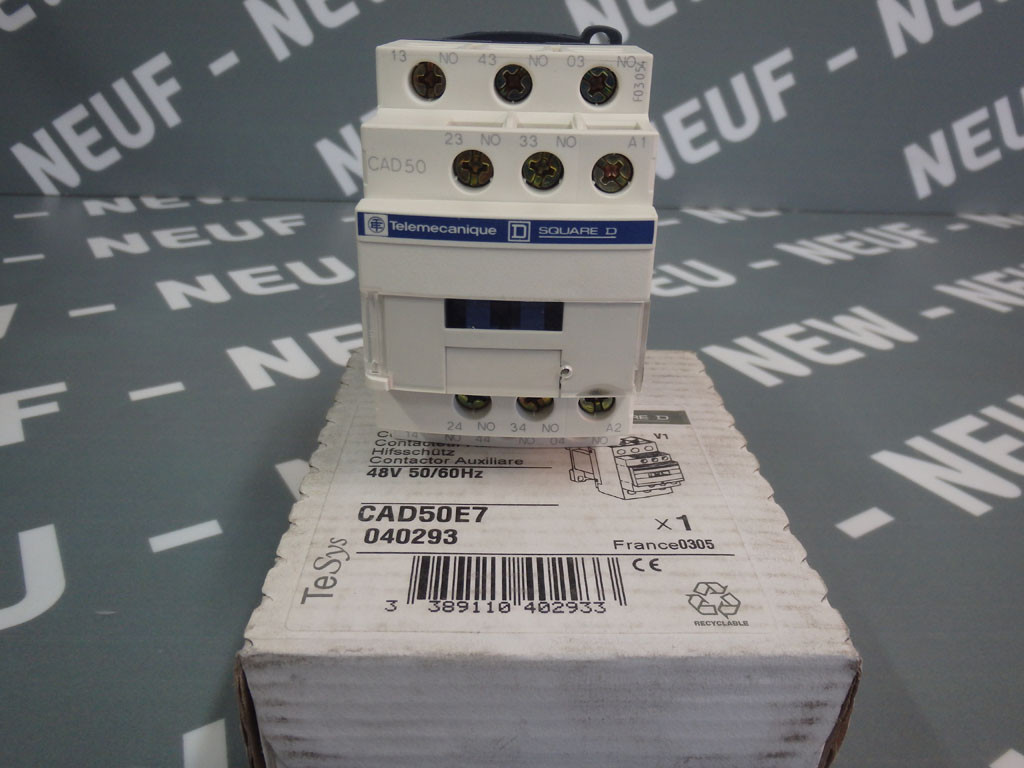 TÉLÉMÉCANIQUE  CAD50E7