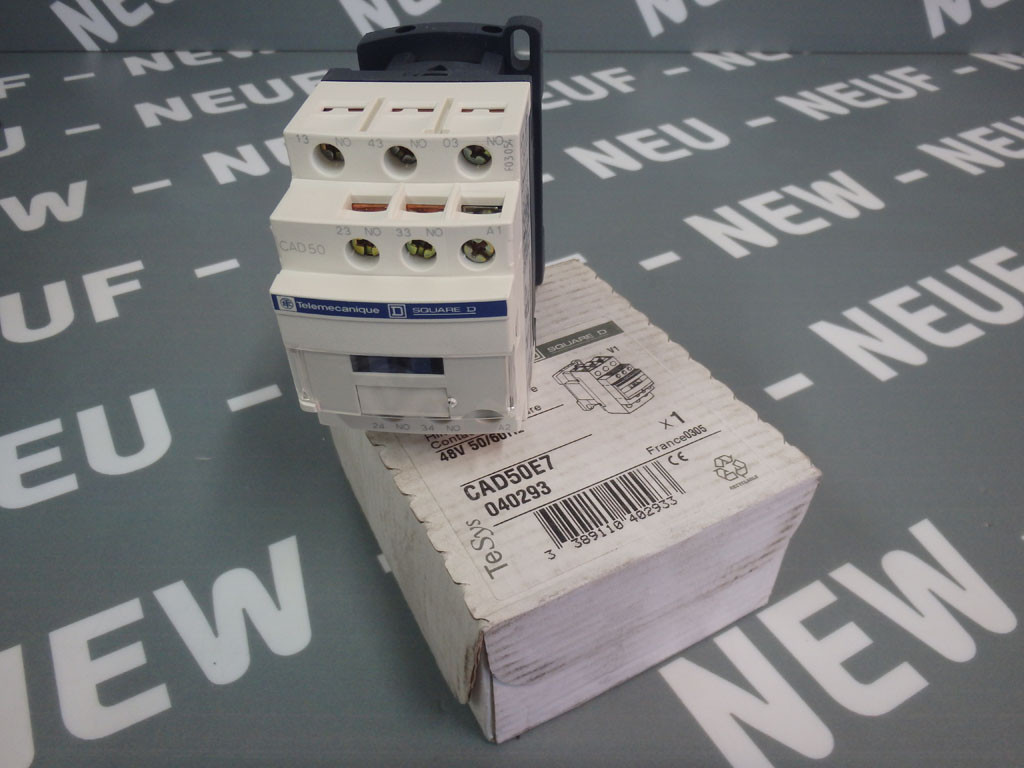 TÉLÉMÉCANIQUE  CAD50E7