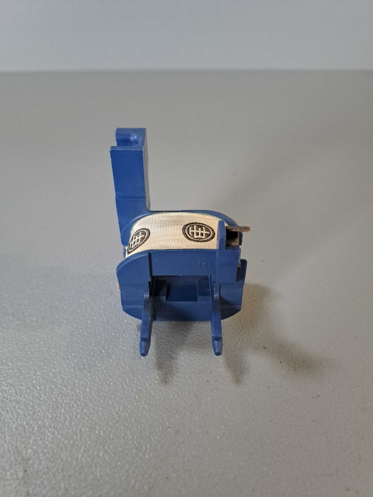 TÉLÉMÉCANIQUE  LX1LB220