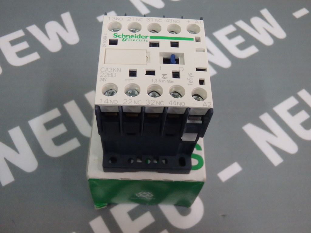 TÉLÉMÉCANIQUE  CA3KN22BD