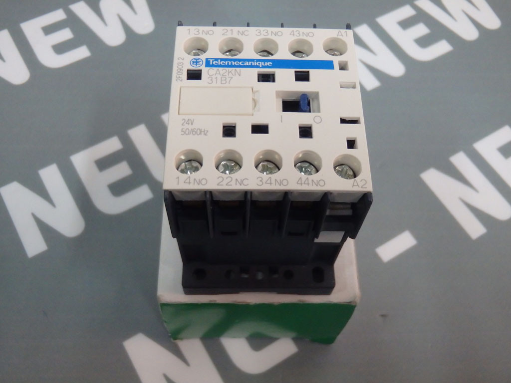 TÉLÉMÉCANIQUE  CA2KN31B7