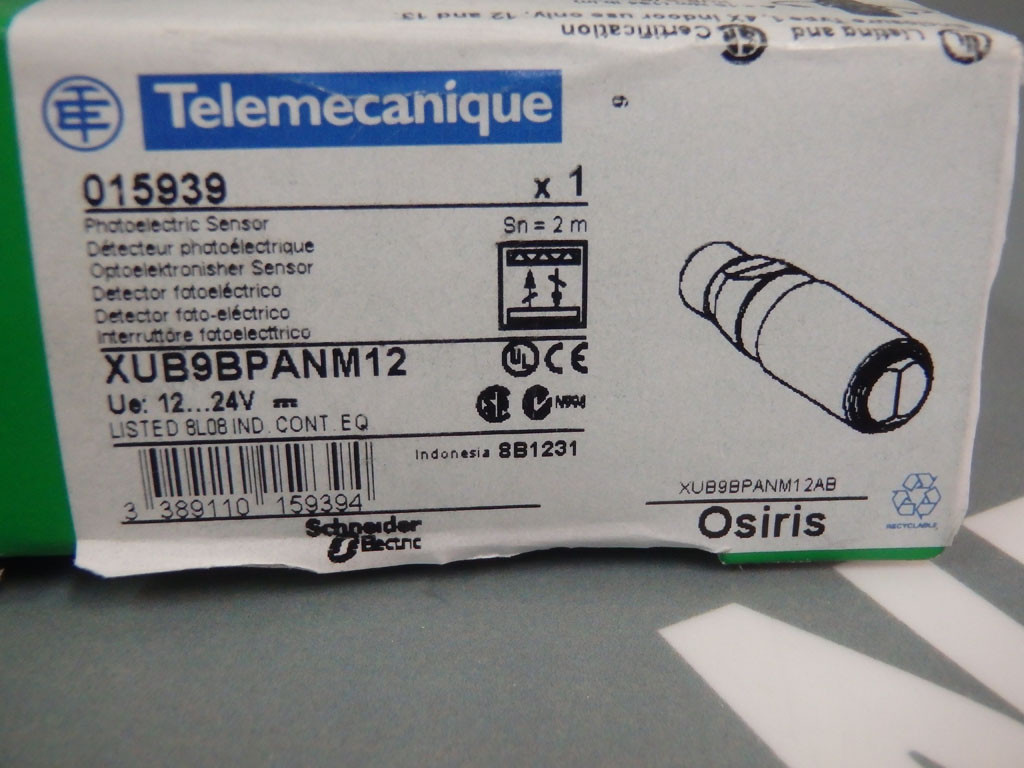 TÉLÉMÉCANIQUE  XUB9BPANM12