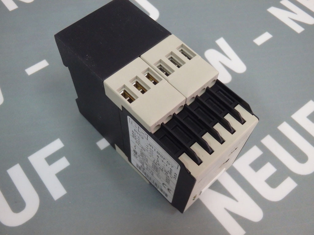 TÉLÉMÉCANIQUE  RM3JA102FG7