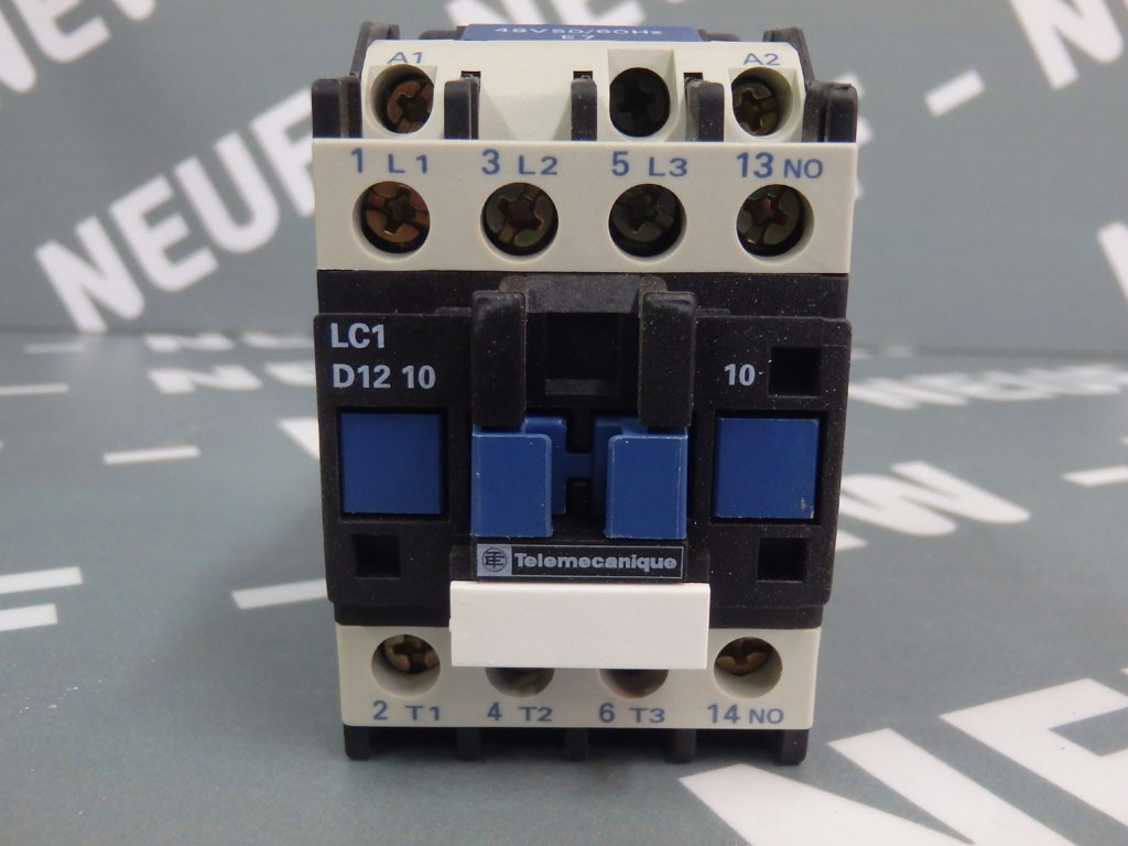 TÉLÉMÉCANIQUE  LC1D1210E7
