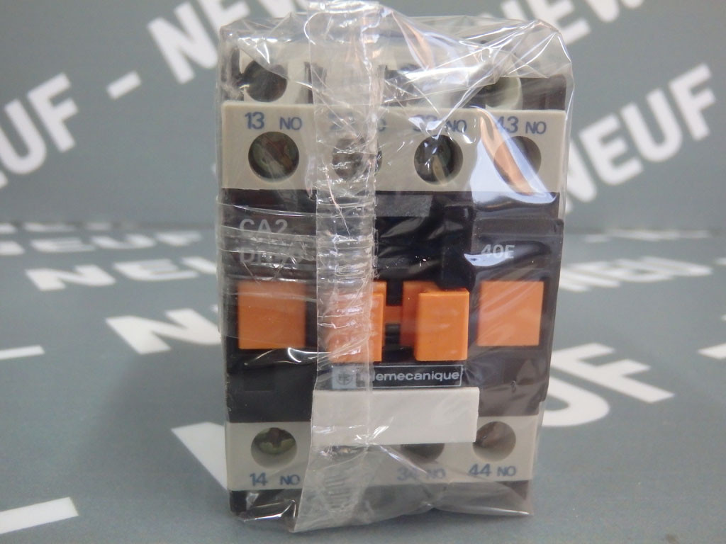 TÉLÉMÉCANIQUE  CA2DN40P7