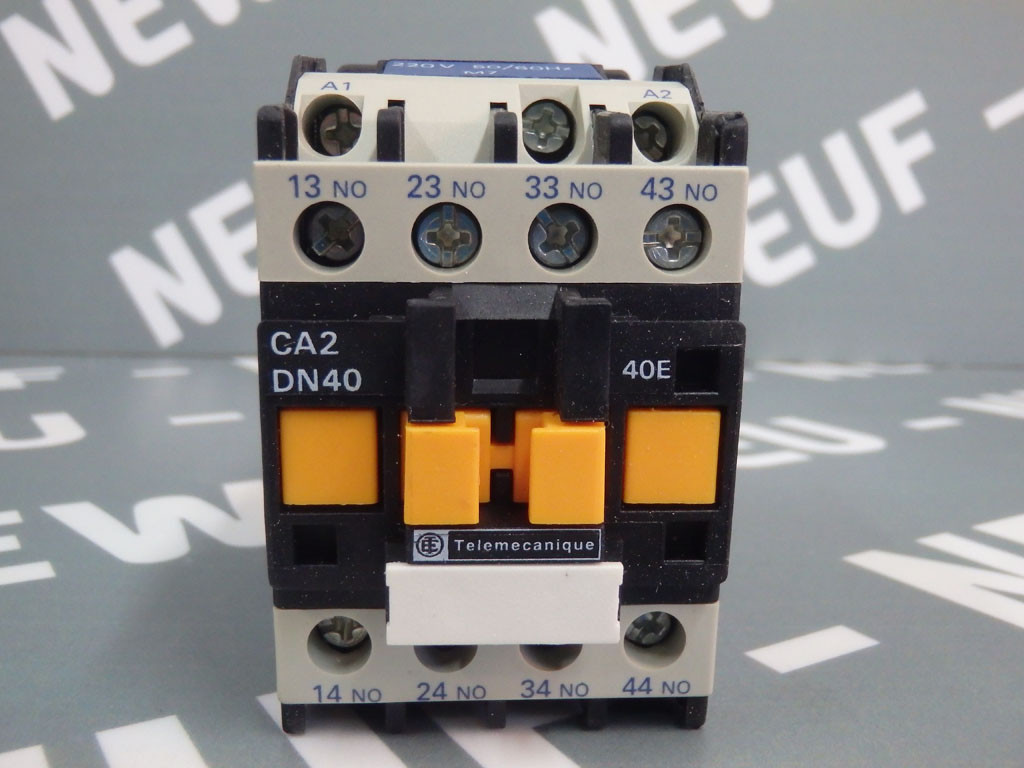 TÉLÉMÉCANIQUE  CA2DN40M7