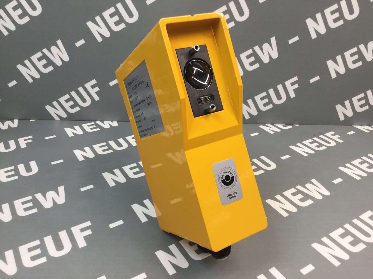 LEUZE ELECTRONIC SLS89/7E.3-230V