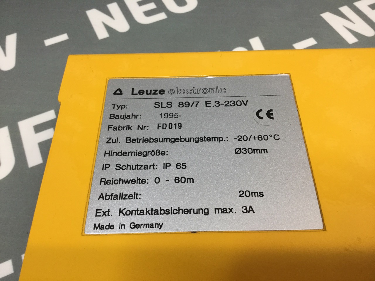 LEUZE ELECTRONIC SLS89/7E.3-230V