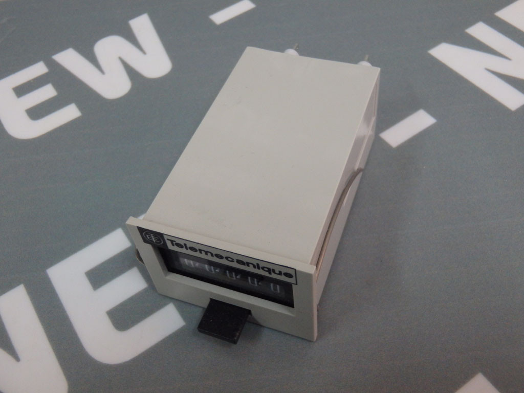 TÉLÉMÉCANIQUE  XBKT50000U10M