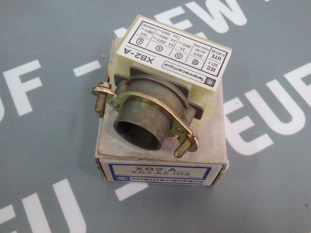 TÉLÉMÉCANIQUE  XB2-A