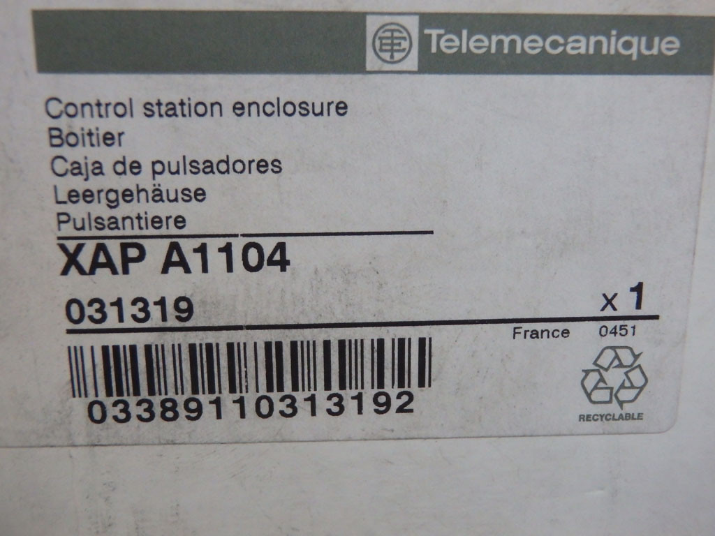 TÉLÉMÉCANIQUE  XAPA1104