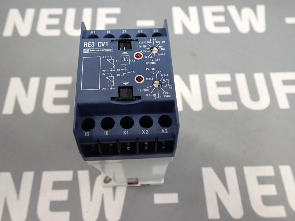 TÉLÉMÉCANIQUE  RE3-CV111F