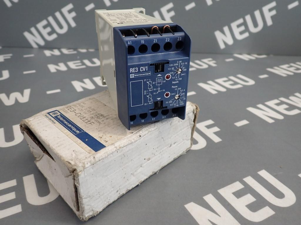 TÉLÉMÉCANIQUE  RE3-CV111F