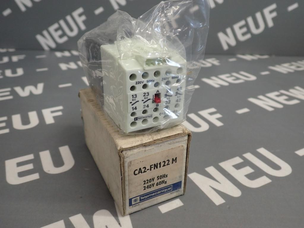 TÉLÉMÉCANIQUE  CA2FN122M