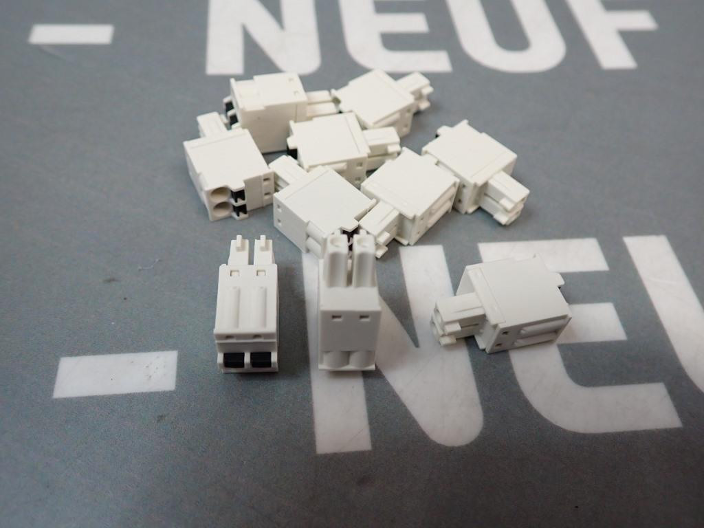 TÉLÉMÉCANIQUE  STBXTS2120