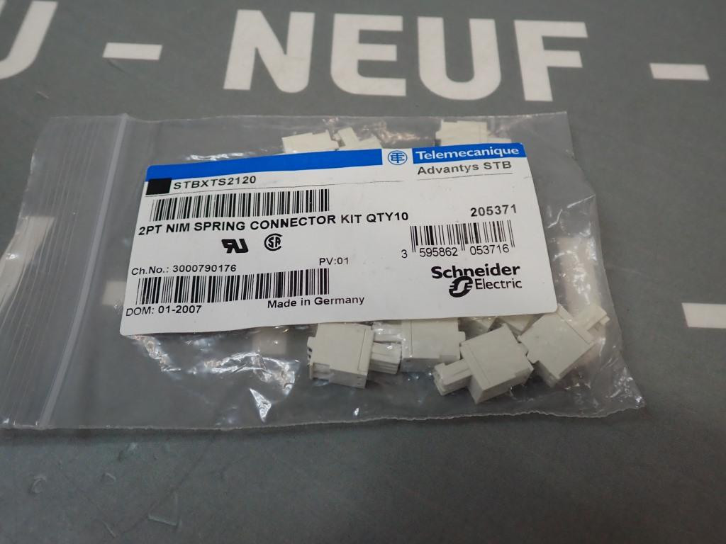 TÉLÉMÉCANIQUE  STBXTS2120