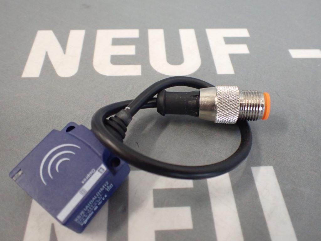 SCHNEIDER  XS7E1A1DAL01M12