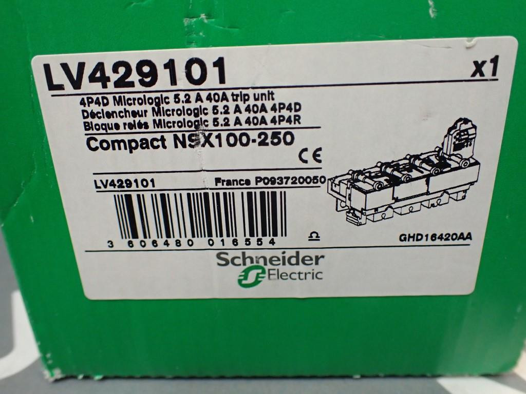 SCHNEIDER  LV429101