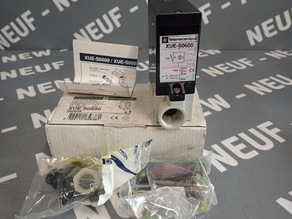 TÉLÉMÉCANIQUE  XUES0600