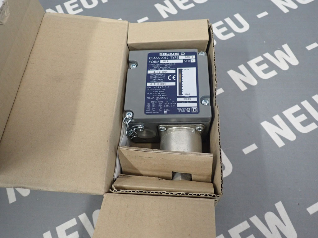 SQUARE D ACW-8M12 SERIEC