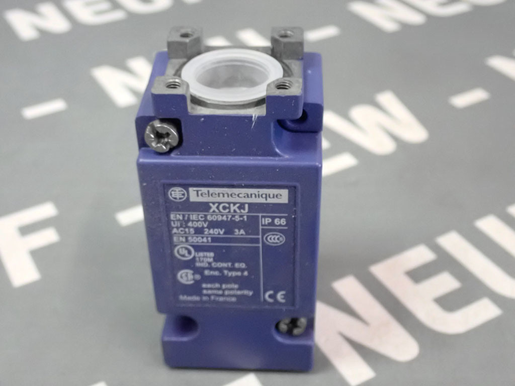 TÉLÉMÉCANIQUE  ZCKJ21