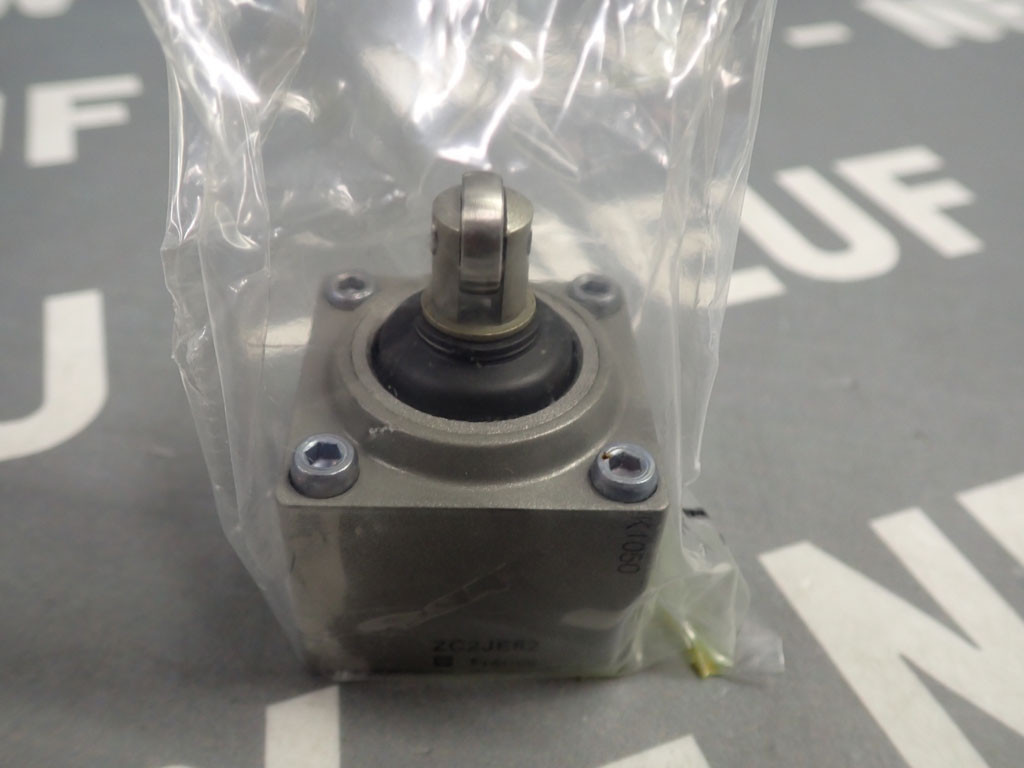 TÉLÉMÉCANIQUE  ZC2JE62