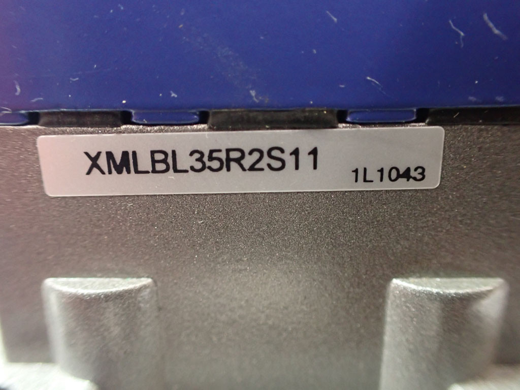 TÉLÉMÉCANIQUE  XMLBL35R2S11