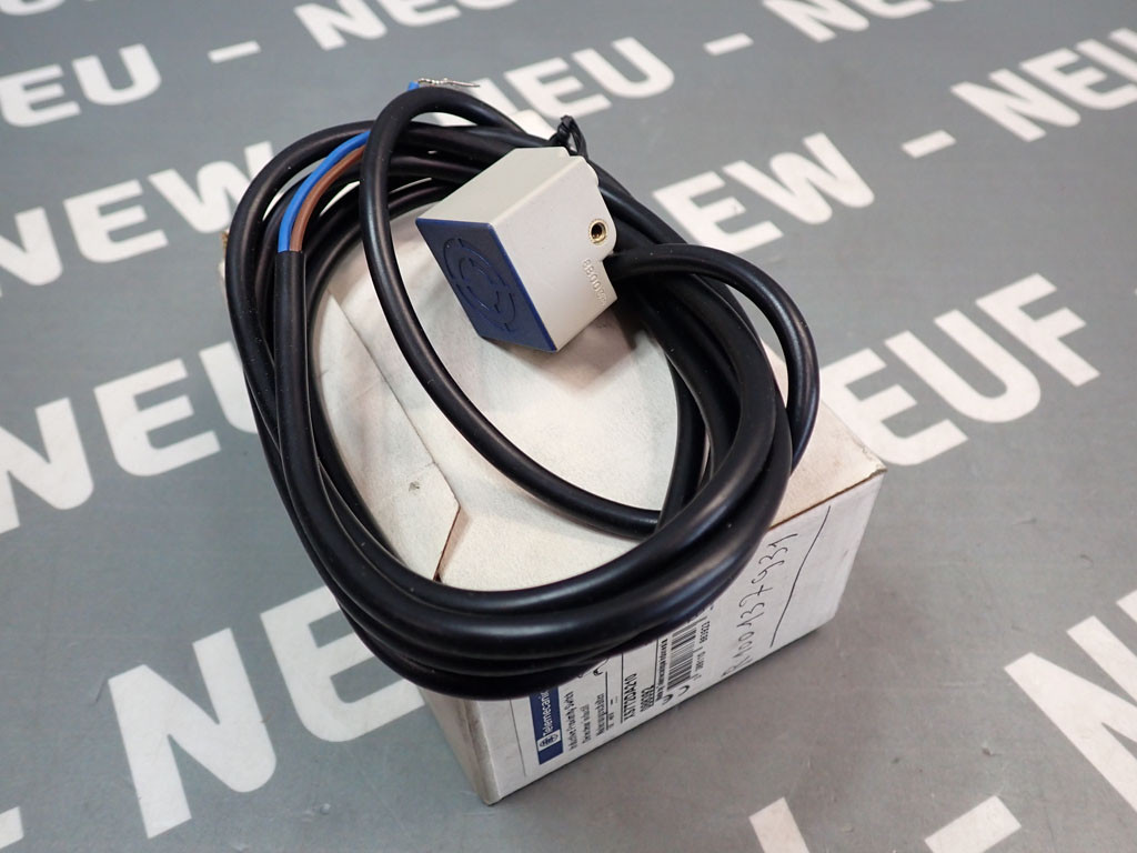 TÉLÉMÉCANIQUE  XS7T2DA210