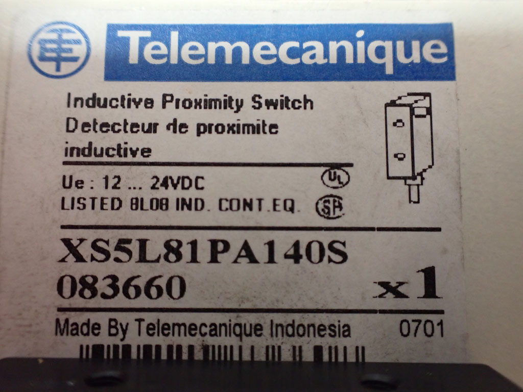 TÉLÉMÉCANIQUE  XS5L81PA140S