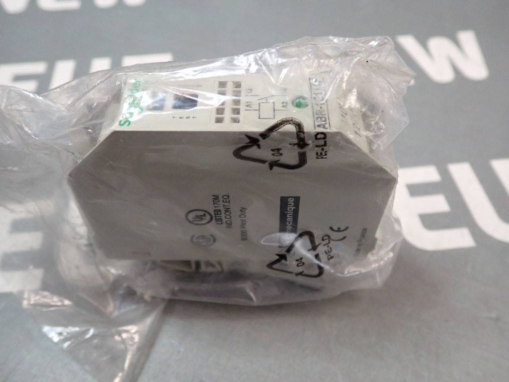 SCHNEIDER  ABR1E111F