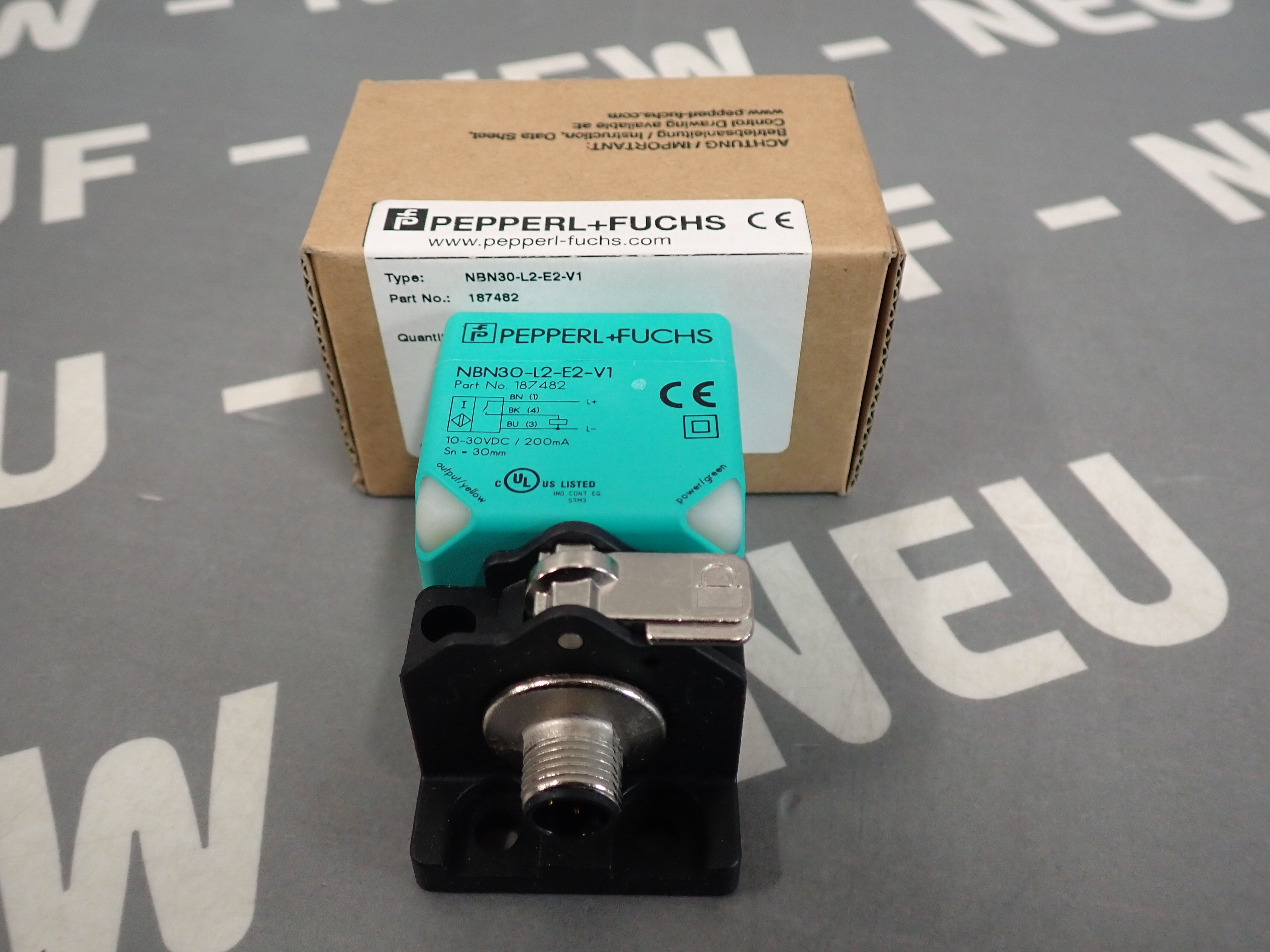 PEPPERL+FUCHS NBN30-L2-E2-V1