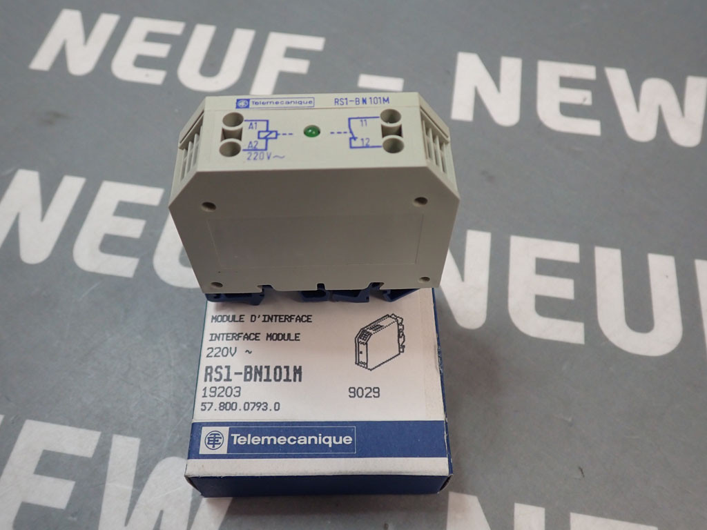 TÉLÉMÉCANIQUE  RS1-BN101M