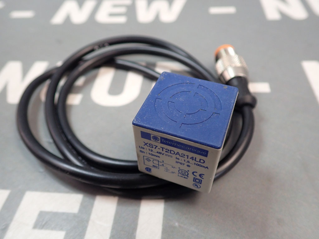 TÉLÉMÉCANIQUE  XS7T2DA214LD