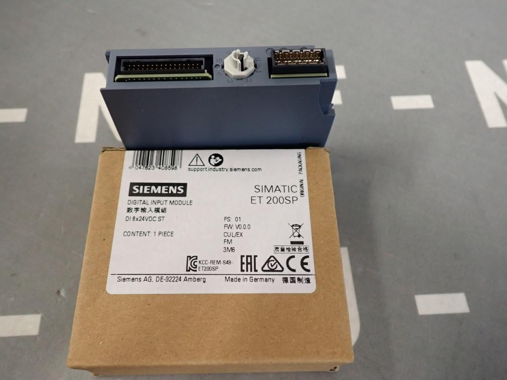 SIEMENS 6ES7131-6BF01-0BA0