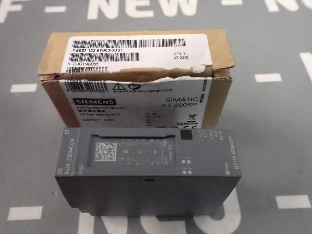 SIEMENS 6ES7132-6FD00-0BB1