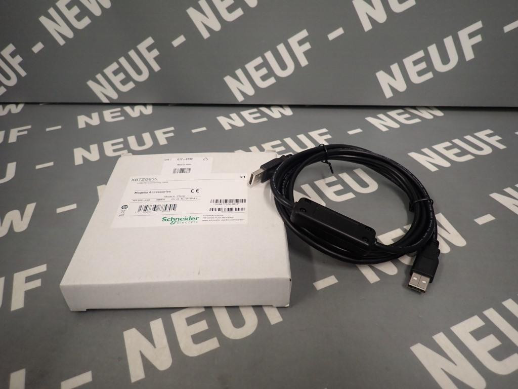 SCHNEIDER  XBTZG935