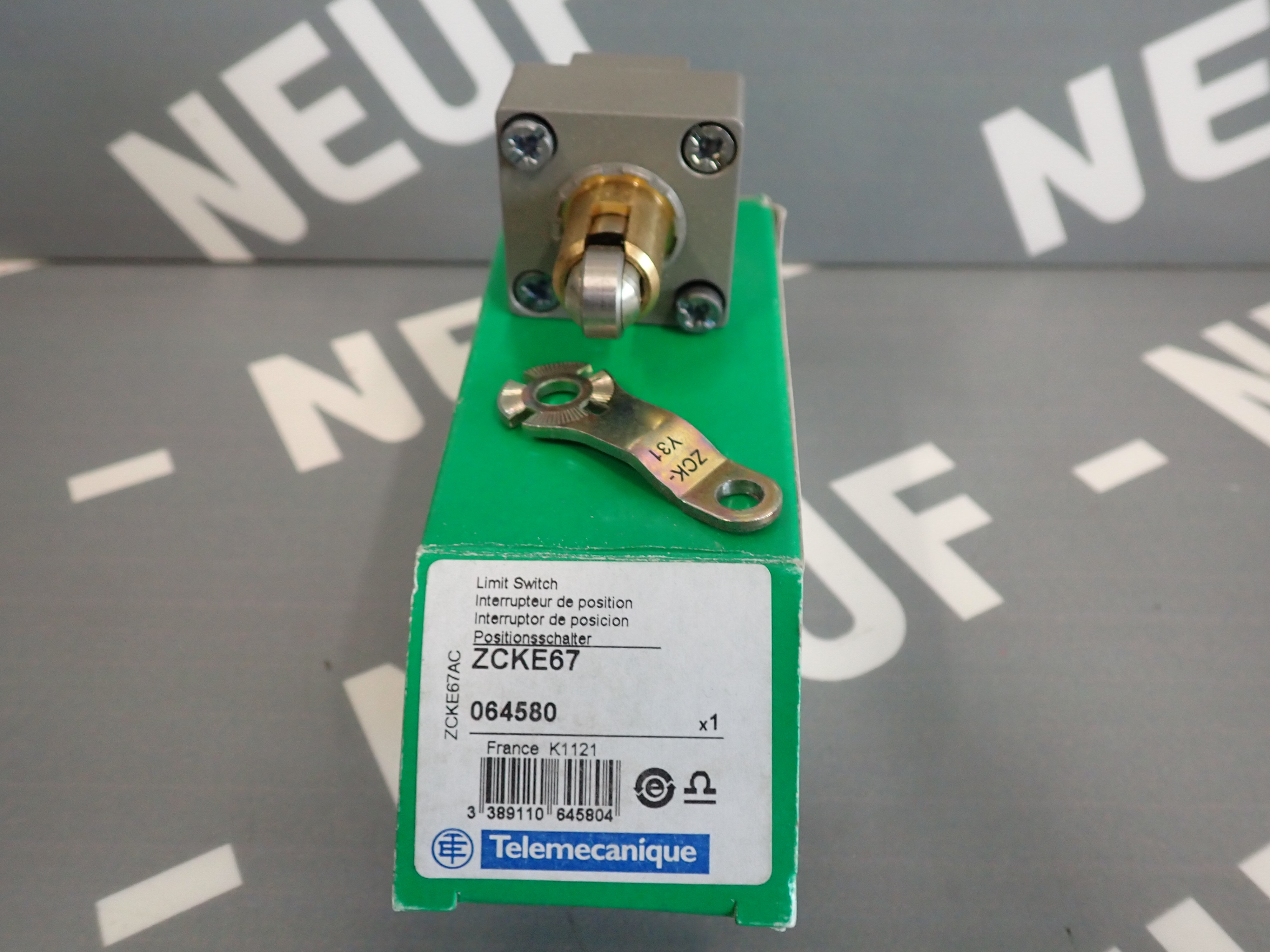 TÉLÉMÉCANIQUE  ZCKE67