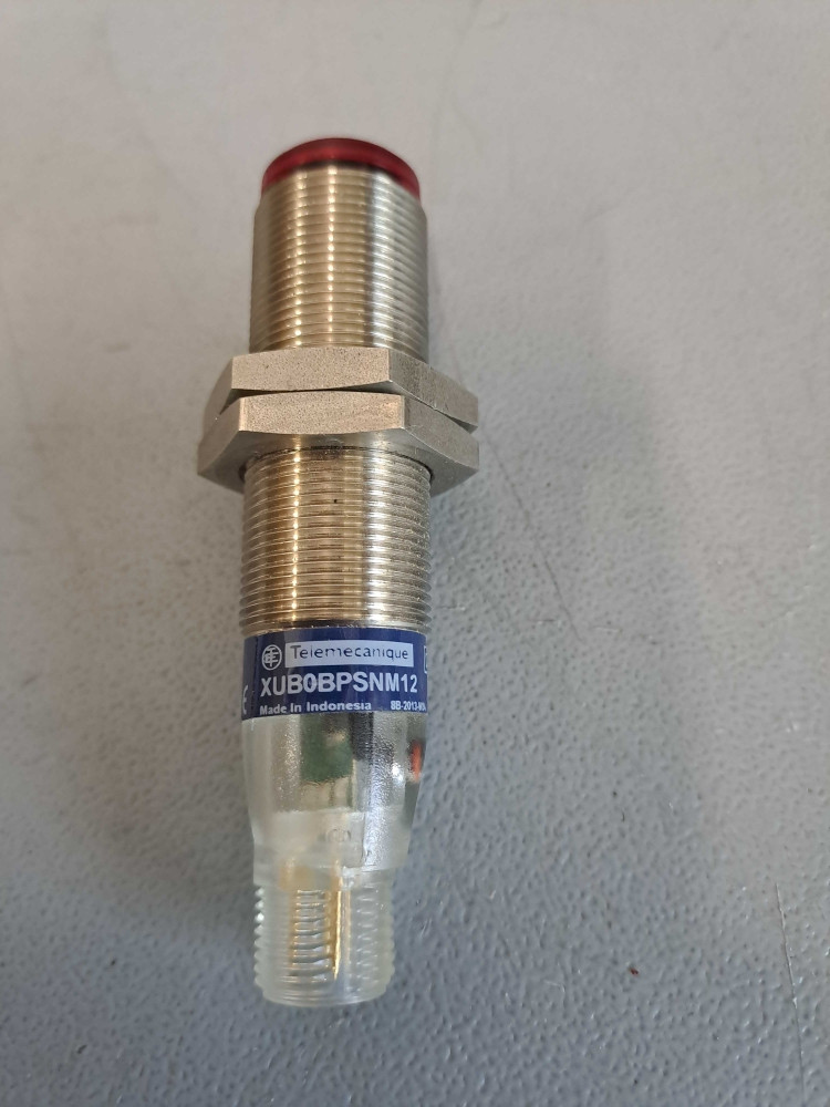 TÉLÉMÉCANIQUE  XUB0BPSNM12