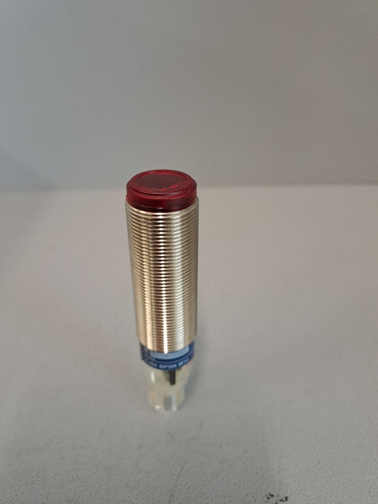 TÉLÉMÉCANIQUE  XUB0BPSNM12