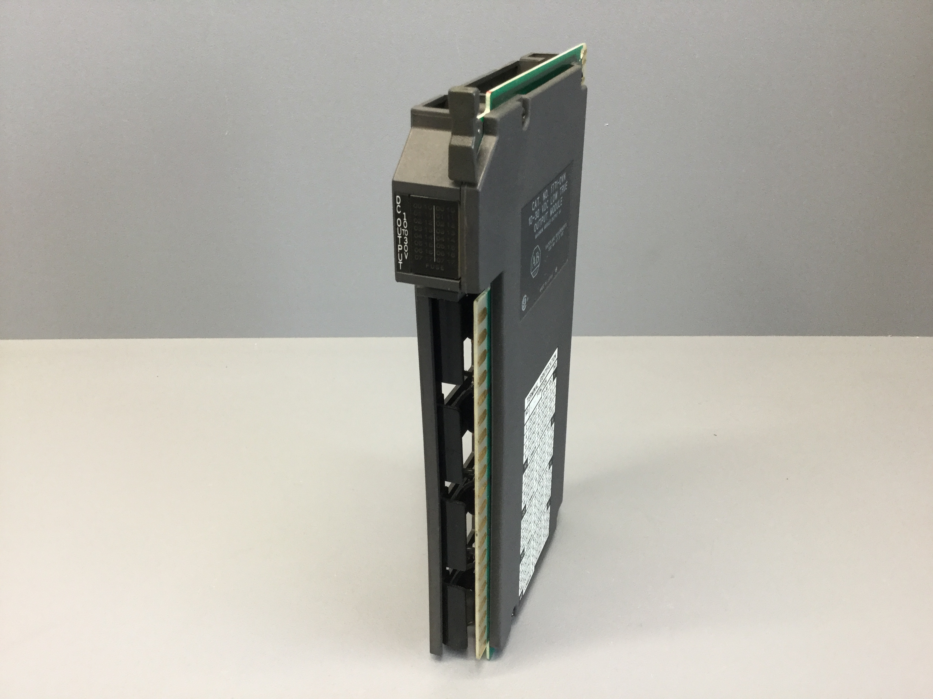 ALLEN-BRADLEY 1771-OVN