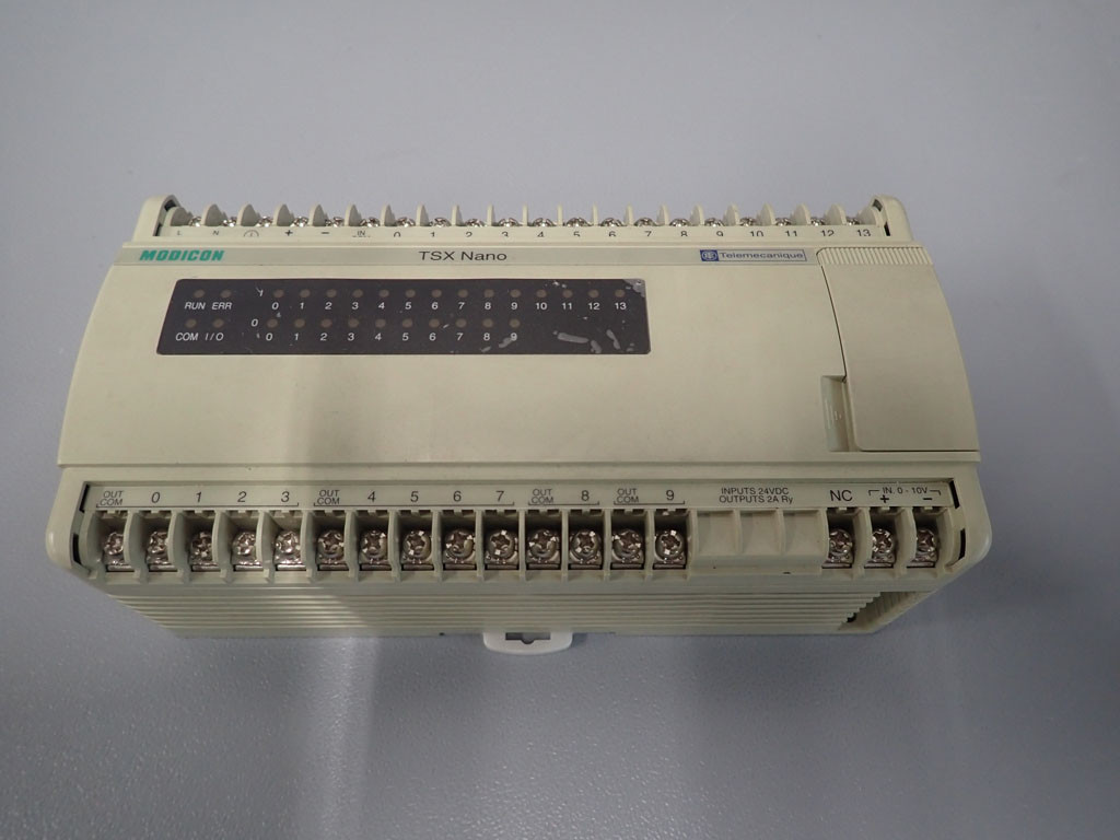 SCHNEIDER  TSX07332428