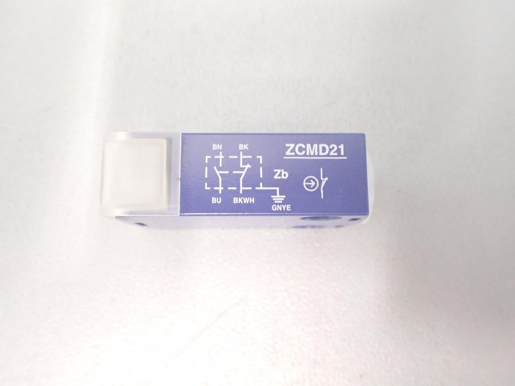 TÉLÉMÉCANIQUE  ZCMD21