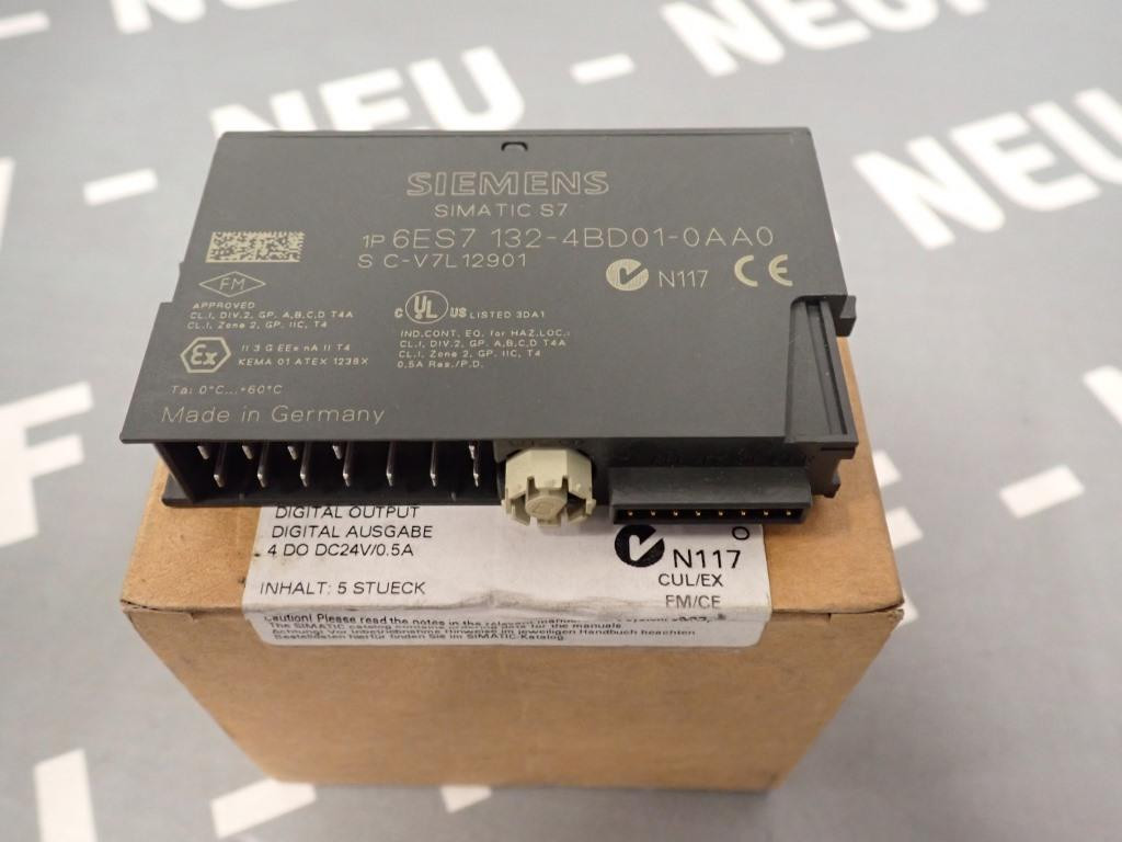 SIEMENS  6ES7132-4BD01-0AA0