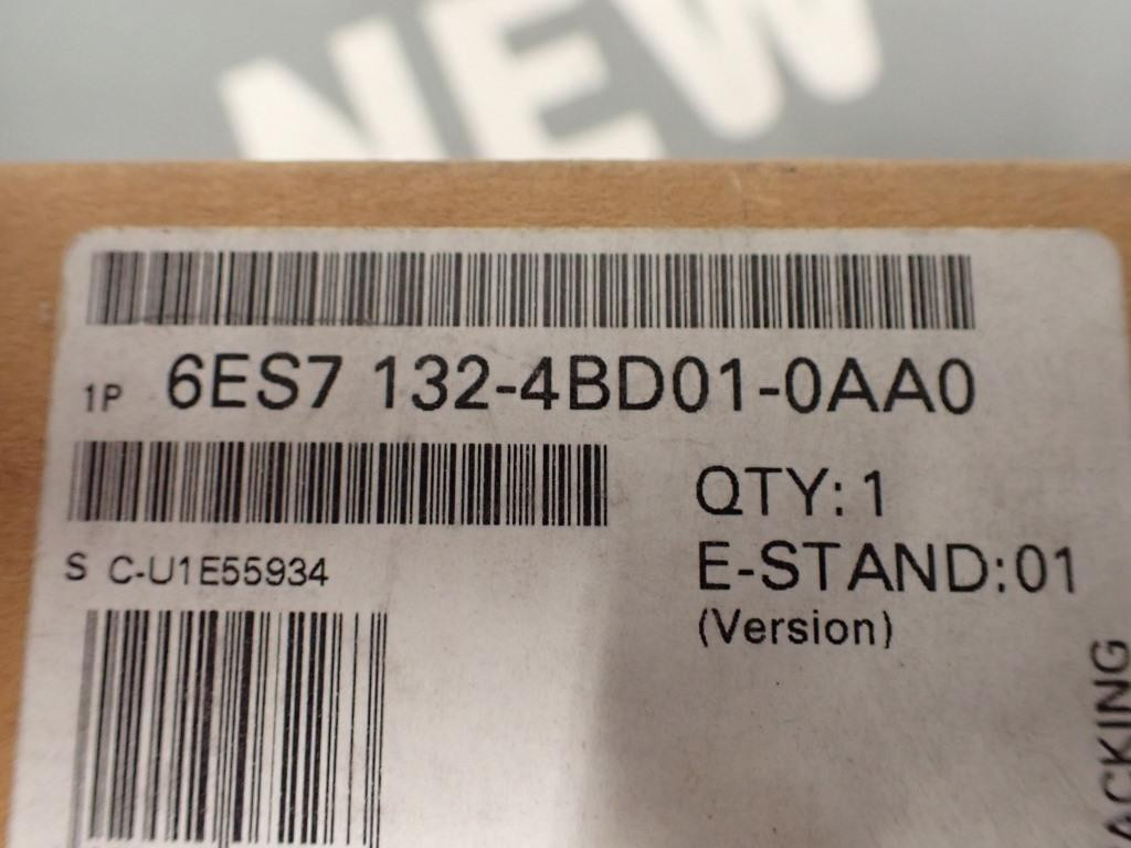 SIEMENS  6ES7132-4BD01-0AA0